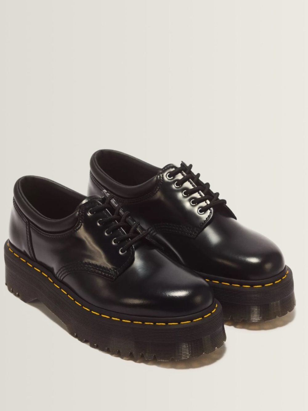 DR. Martens 8053 Leather platform casual Shoes
Comfort at new heights men’s 11